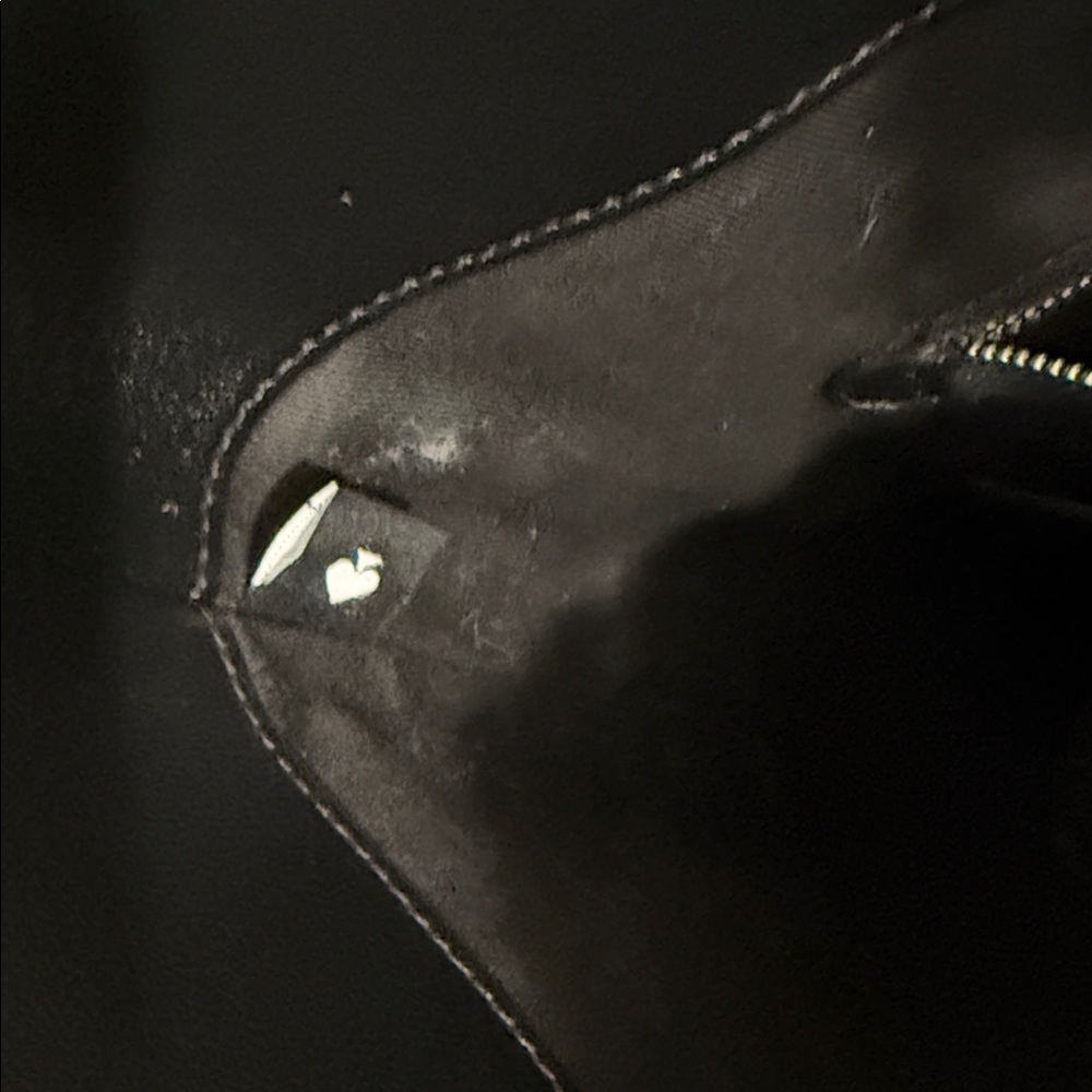 Classic Black Leather Kate Spade Bucket Bag - Sleek Everyday Bag - Picture 9 of 14
